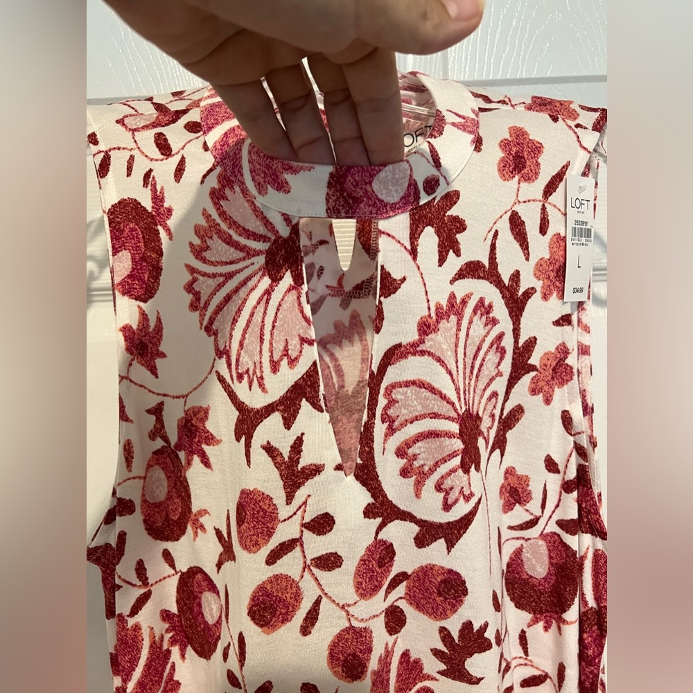 Loft XL NWT Keyhole top/tunic soft knit burgundy & cream color